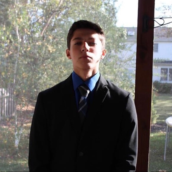 Meet your Posher, Kyle - Picture 1 of 1